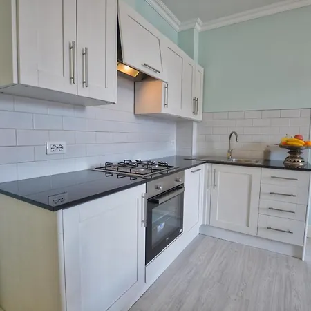 Lejlighed Pezzo 3-bedroom Lakeview With Shared Garden And Terrace San Siro (Lombardy)