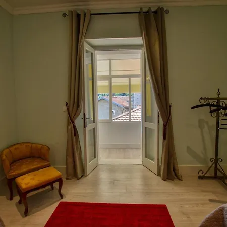 Lejlighed Pezzo 3-bedroom Lakeview With Shared Garden And Terrace San Siro (Lombardy)