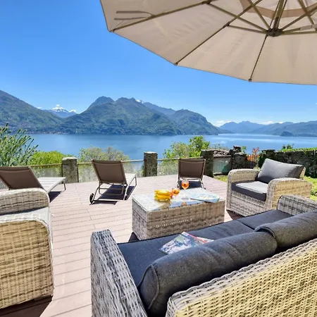 Lejlighed Pezzo 3-bedroom Lakeview With Shared Garden And Terrace *